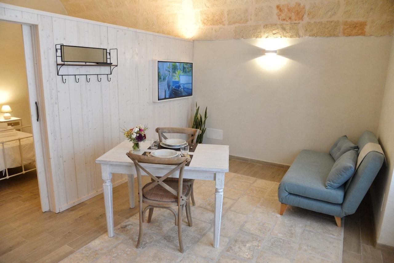 Suite Vitti 5 - Puglia Mia Apartments モノーポリ エクステリア 写真