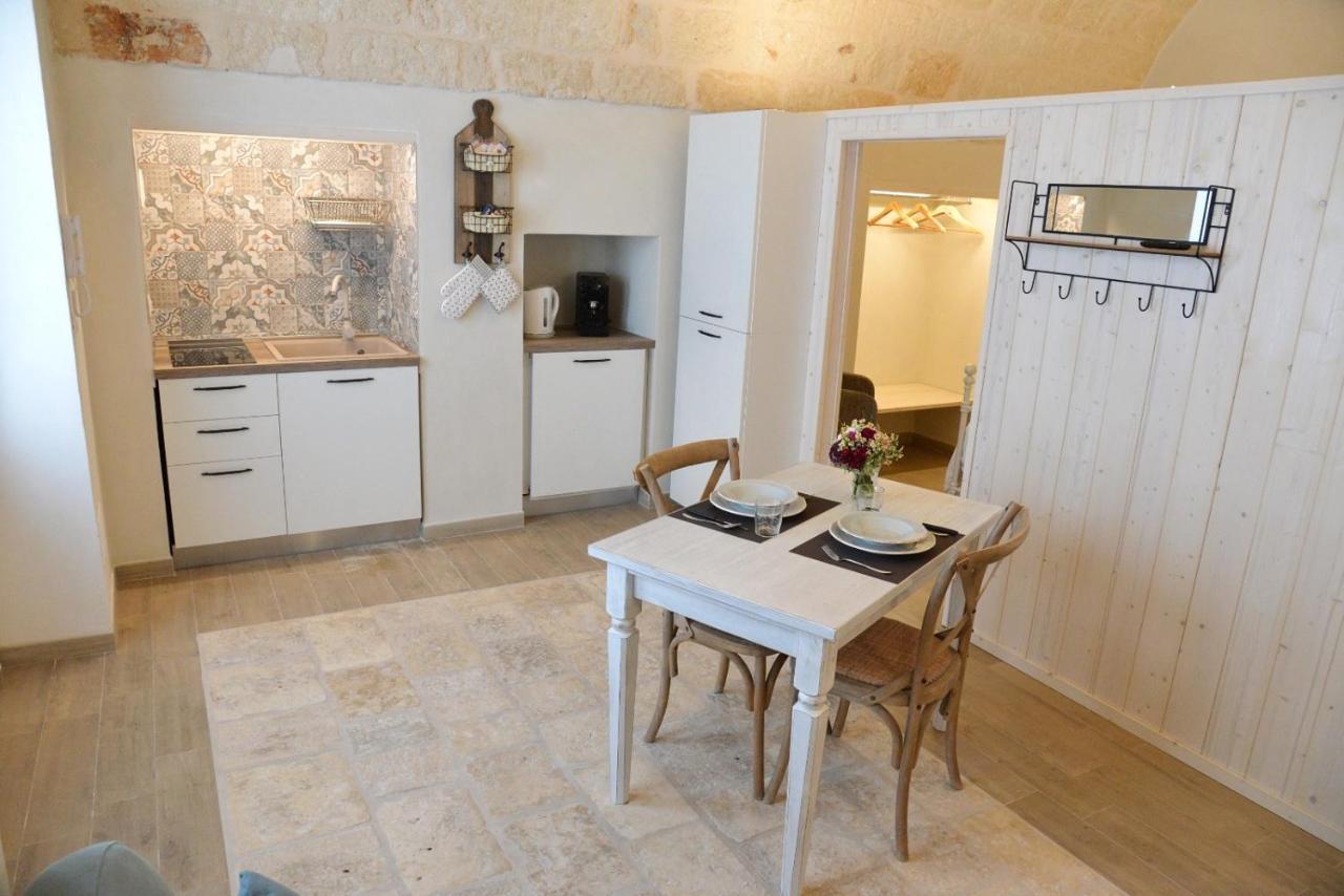 Suite Vitti 5 - Puglia Mia Apartments モノーポリ エクステリア 写真